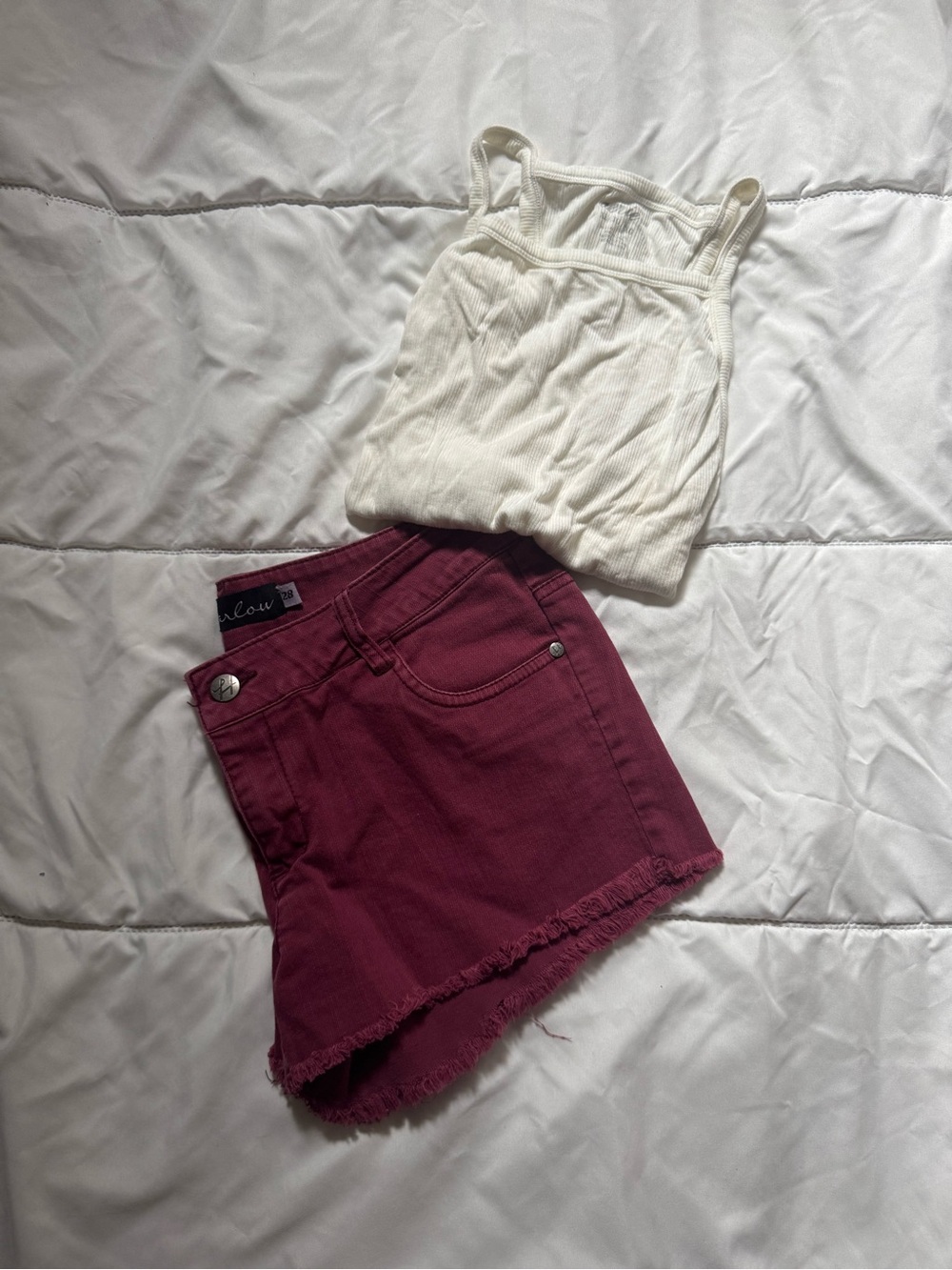Harlow Burgundy Frayed-Hem Denim Shorts ✨
